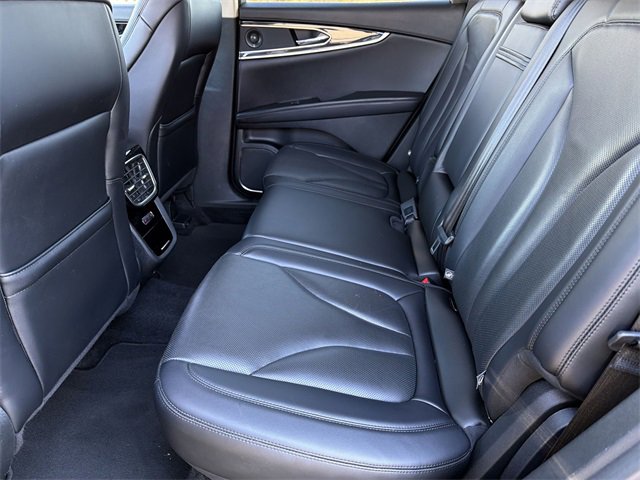 Used 2022 Lincoln Nautilus Reserve w/ Equipment Group 201A image 22