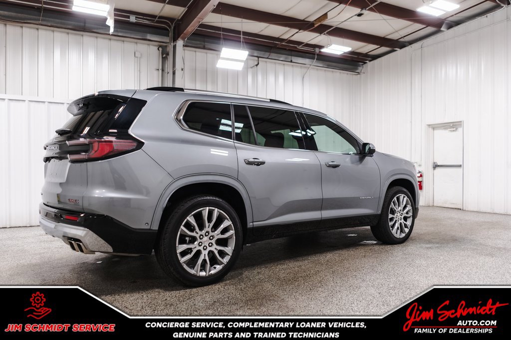 Used 2024 GMC Acadia Denali image 6