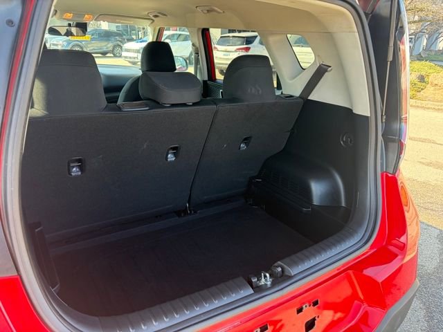 Used 2023 Kia Soul LX w/ LX Technology Package image 19
