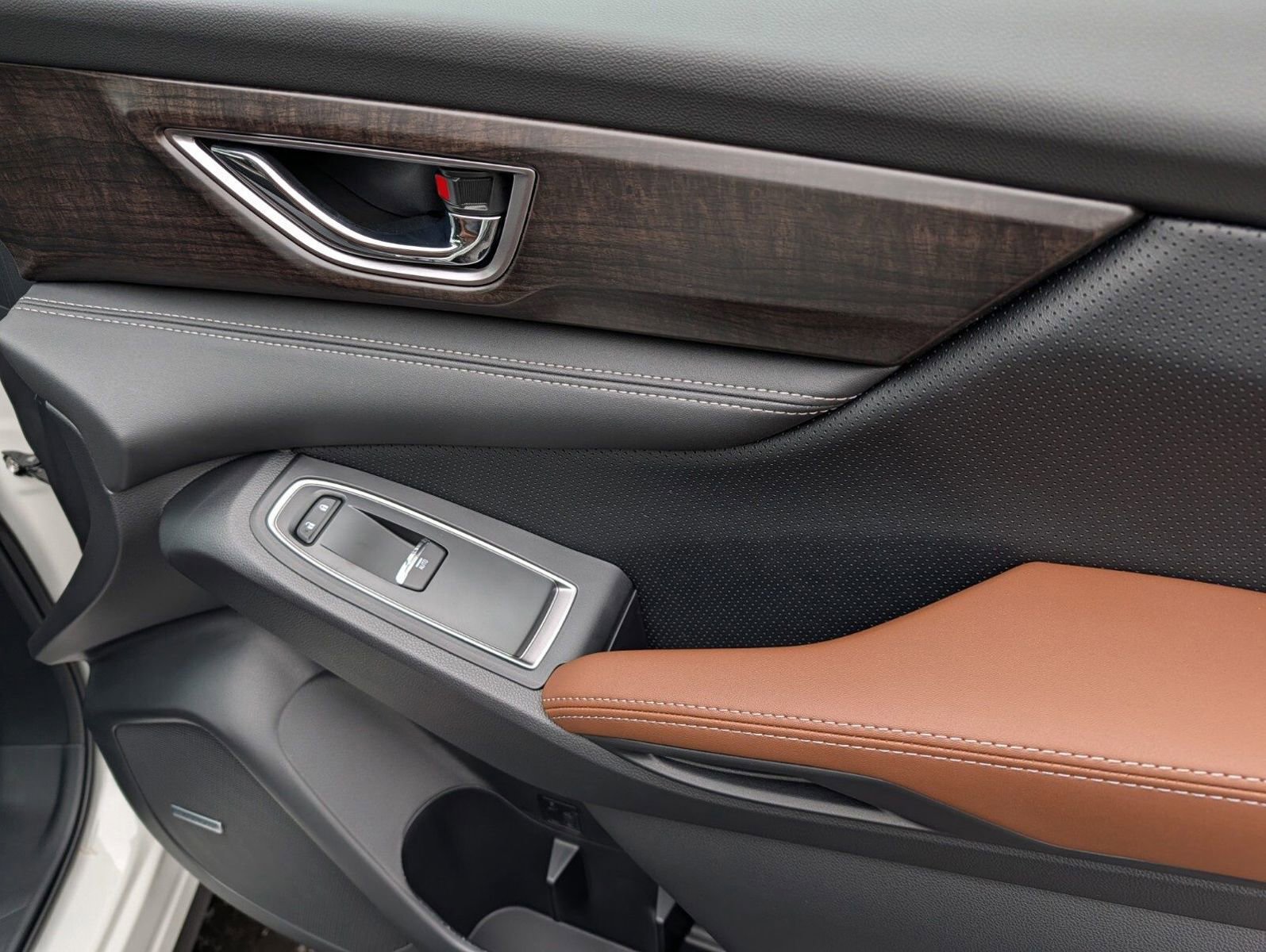 New 2026 Subaru Ascent Touring image 32