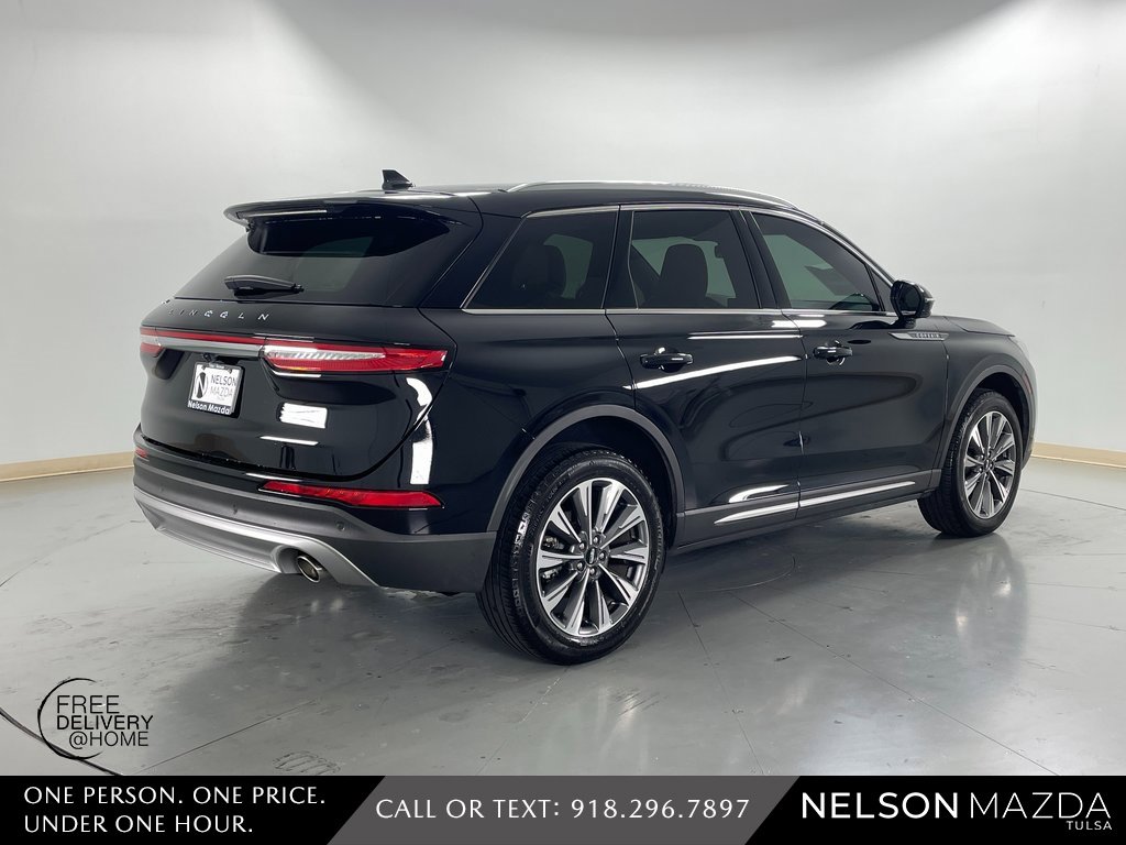 Used 2022 Lincoln Corsair Reserve w/ Elements Package image 6