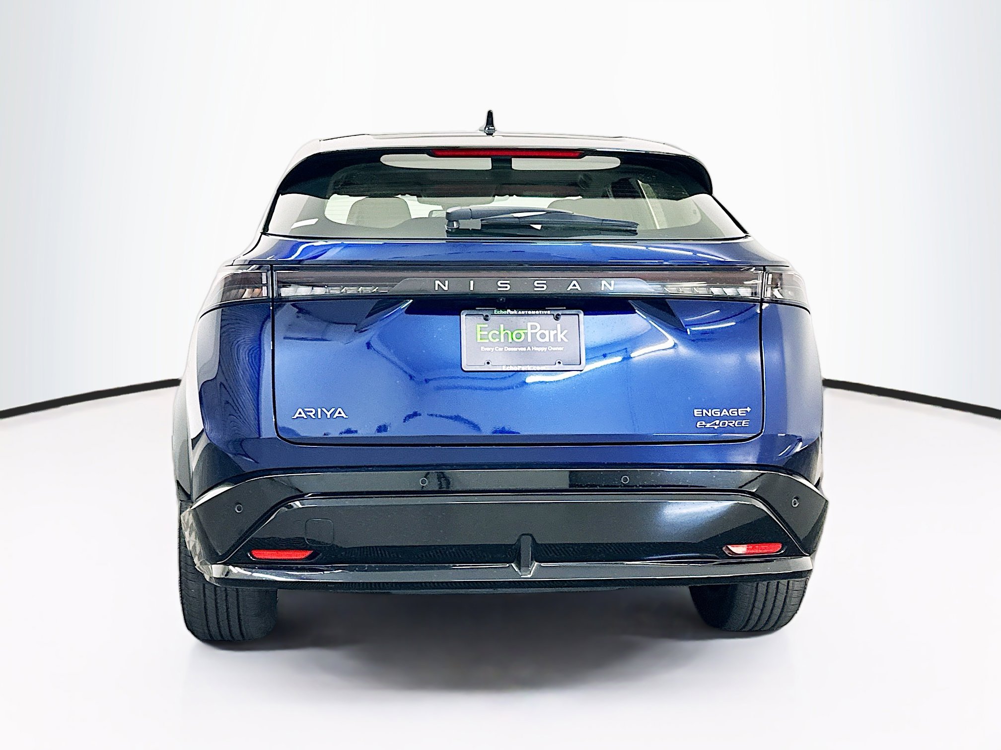 Used 2024 Nissan Ariya AWD image 7