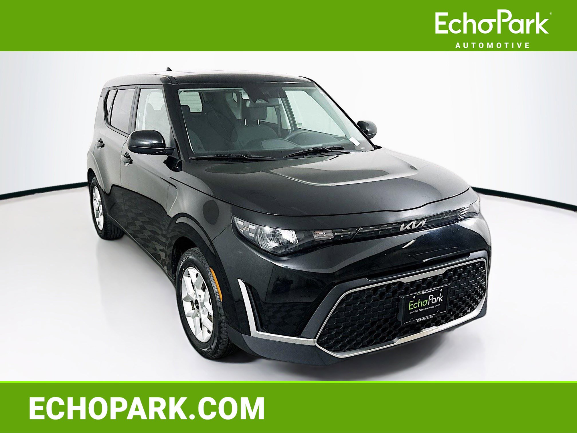 Used 2025 Kia Soul LX w/ LX Technology Package image 1
