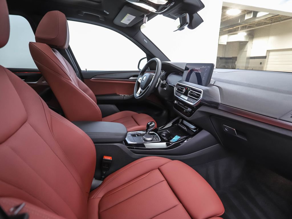 Certified 2024 BMW X3 xDrive30i w/ Premium Package image 30