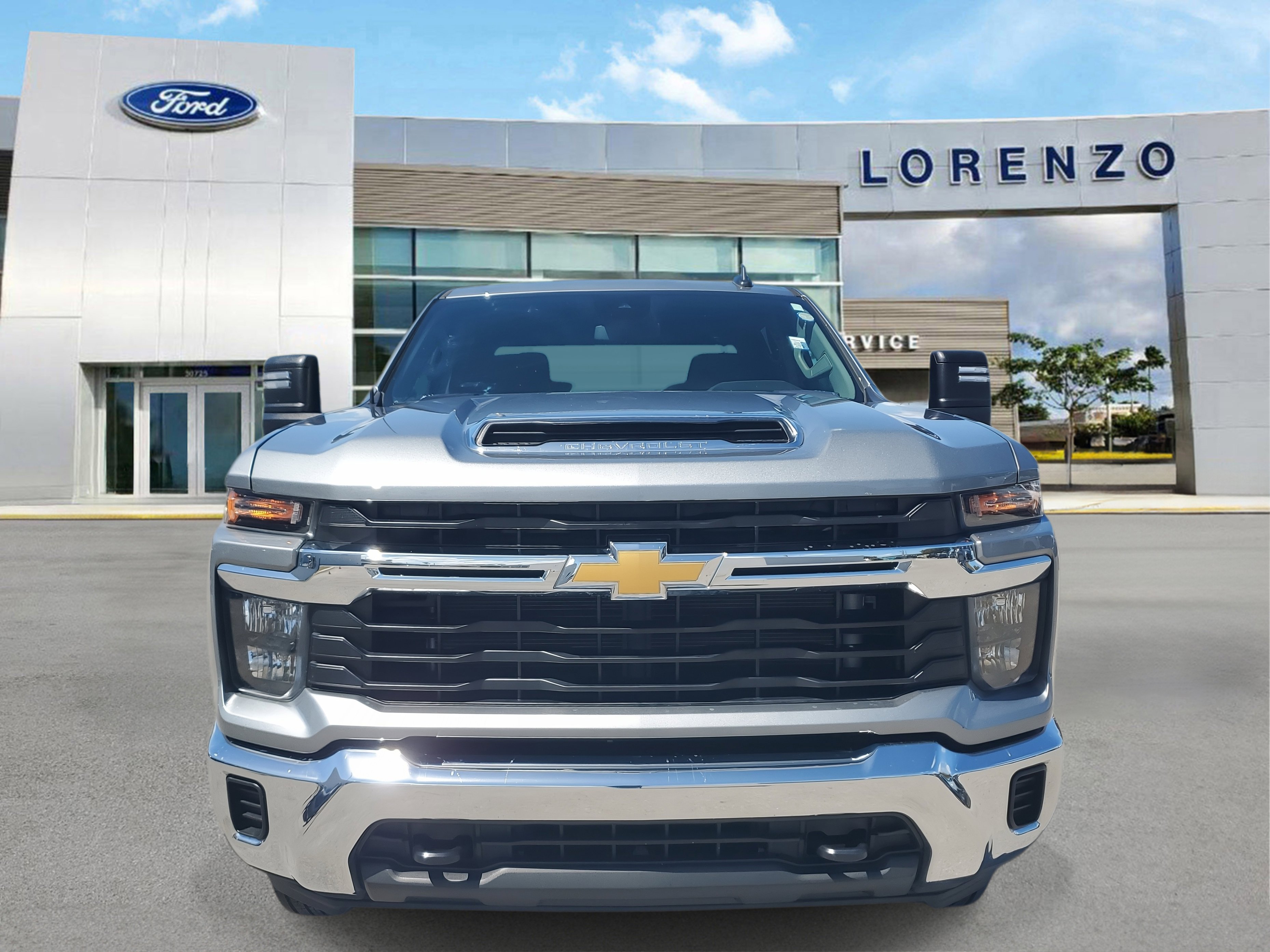 Used 2024 Chevrolet Silverado 2500 LT video 2