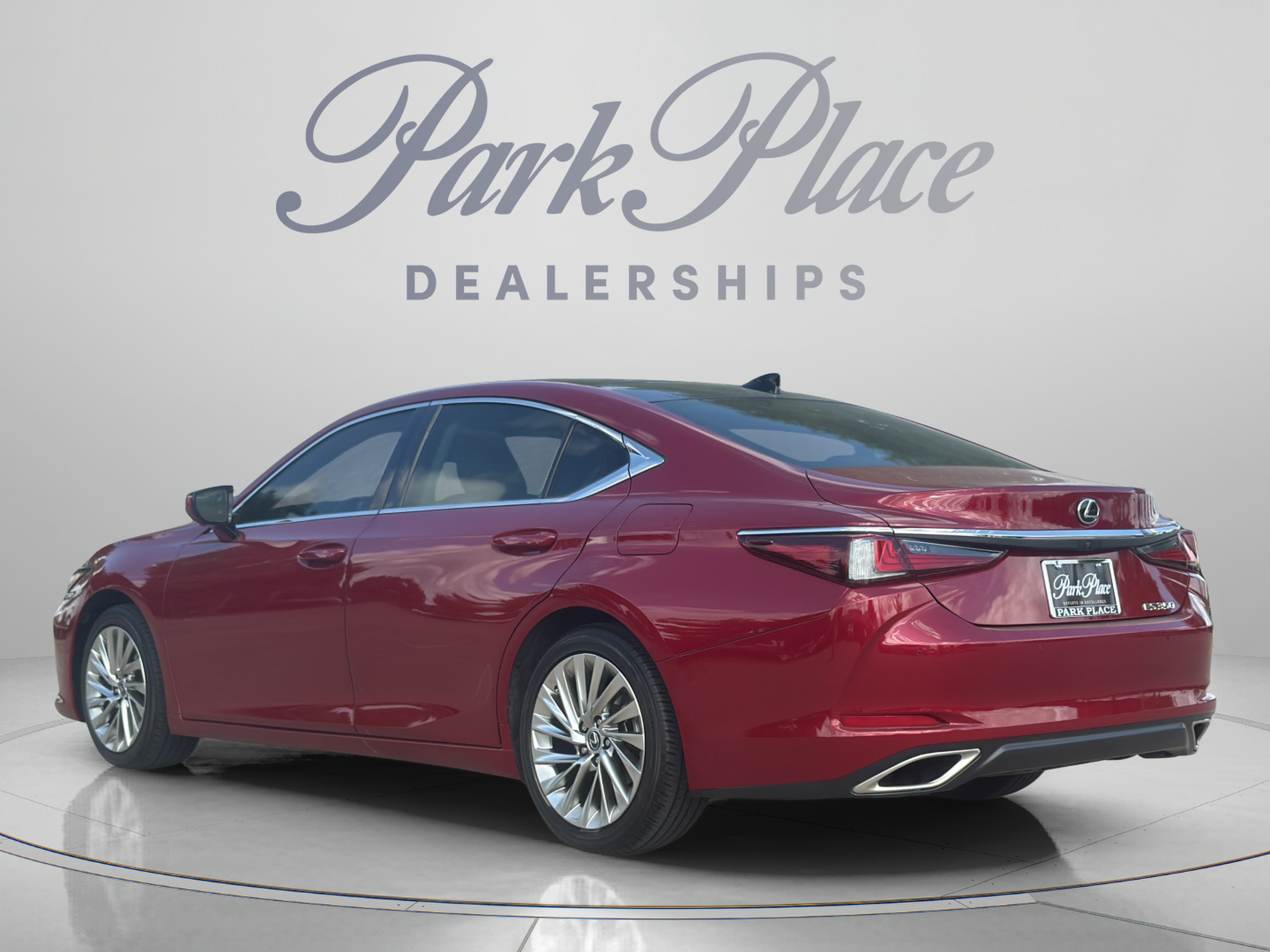 Certified 2020 Lexus ES 350 Ultra Luxury w/ Accessory Package 2 FWD image 3