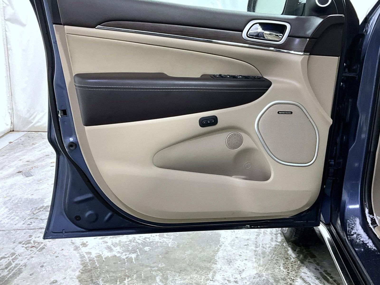 Used 2021 Jeep Grand Cherokee Summit image 10