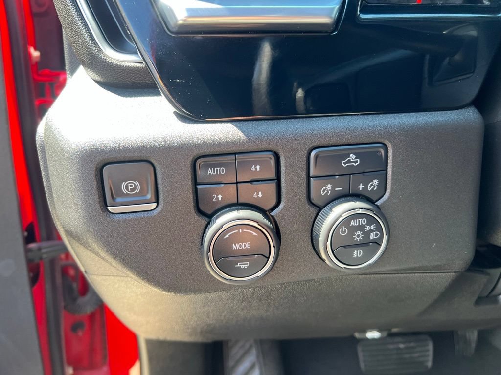 Used 2023 Chevrolet Silverado 1500 RST AWD/4WD image 11