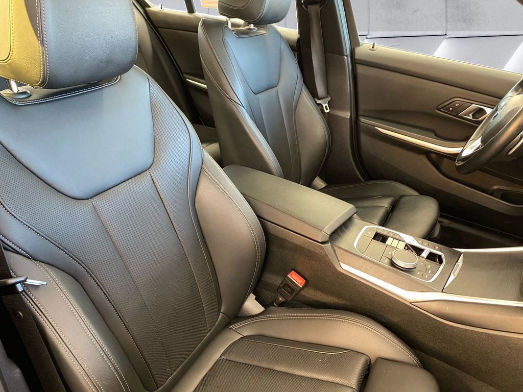 Used 2024 BMW 330e xDrive image 14