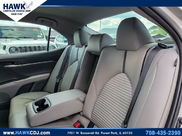 Used 2024 Toyota Camry SE FWD image 10