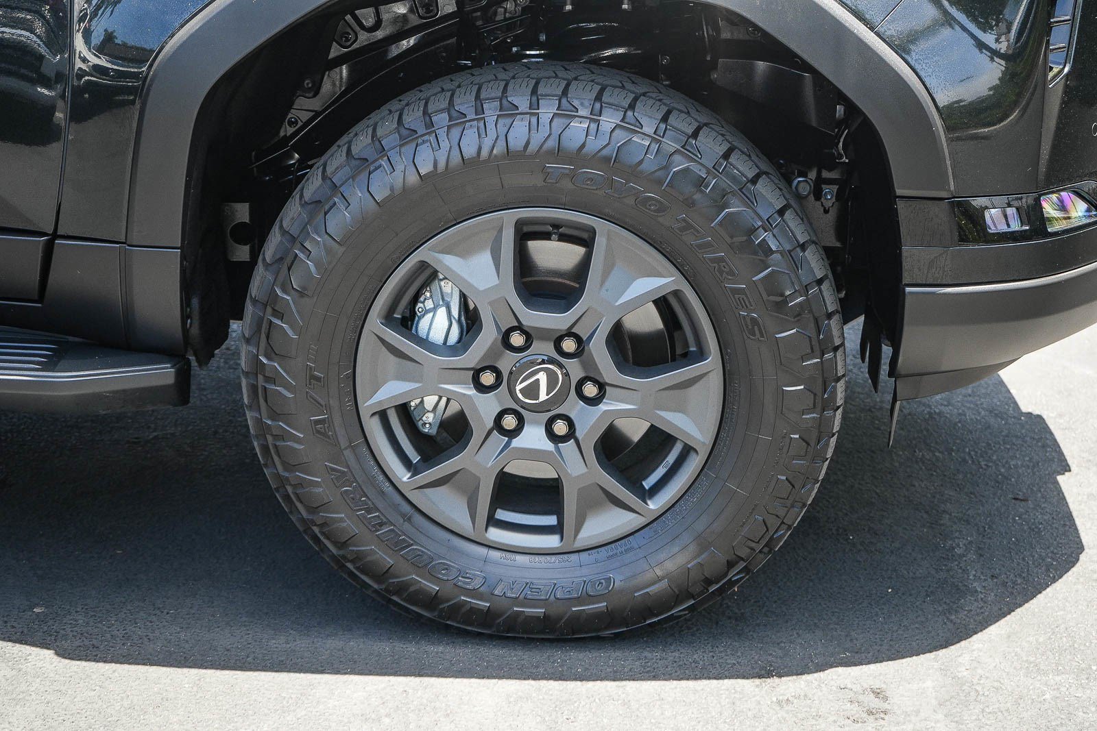 Used 2025 Lexus GX 550 AWD/4WD image 10