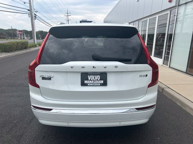 Used 2025 Volvo XC90 B5 Core AWD/4WD image 4