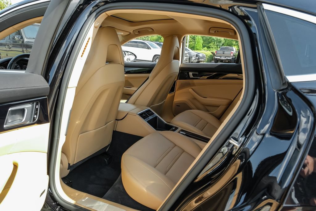 Used 2019 Porsche Panamera 4 AWD/4WD image 42