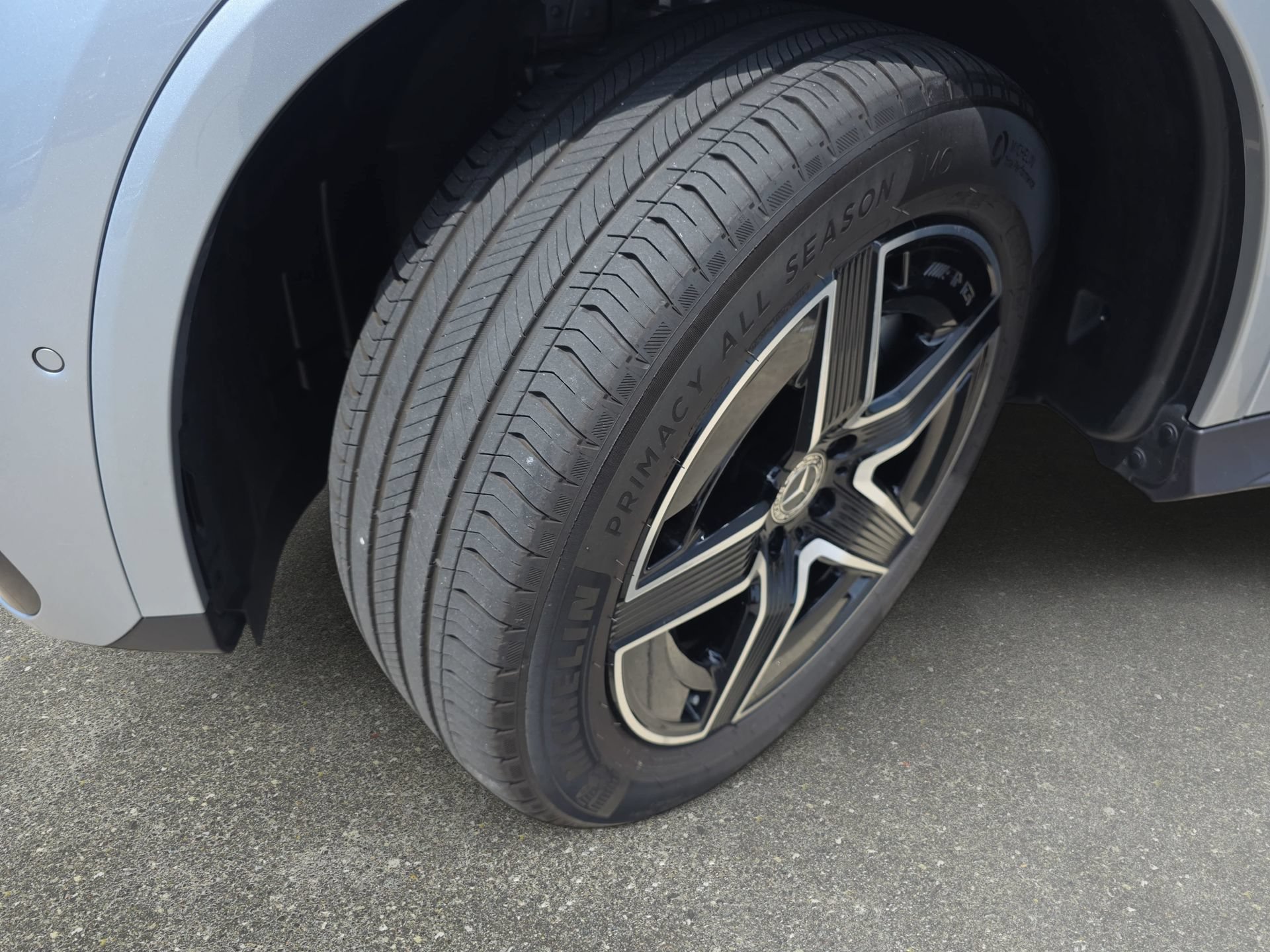 Used 2024 Mercedes-Benz GLC 300 4MATIC image 31