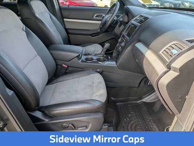 Used 2017 Ford Explorer XLT w/ Equipment Group 202A image 32