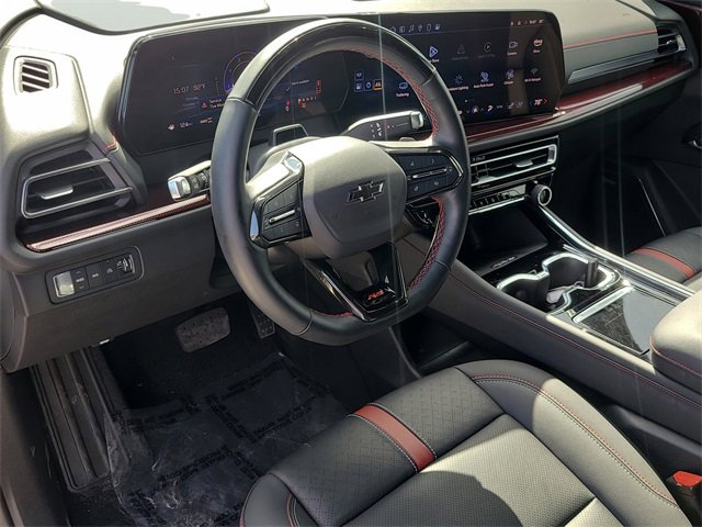 Used 2024 Chevrolet Traverse RS image 23