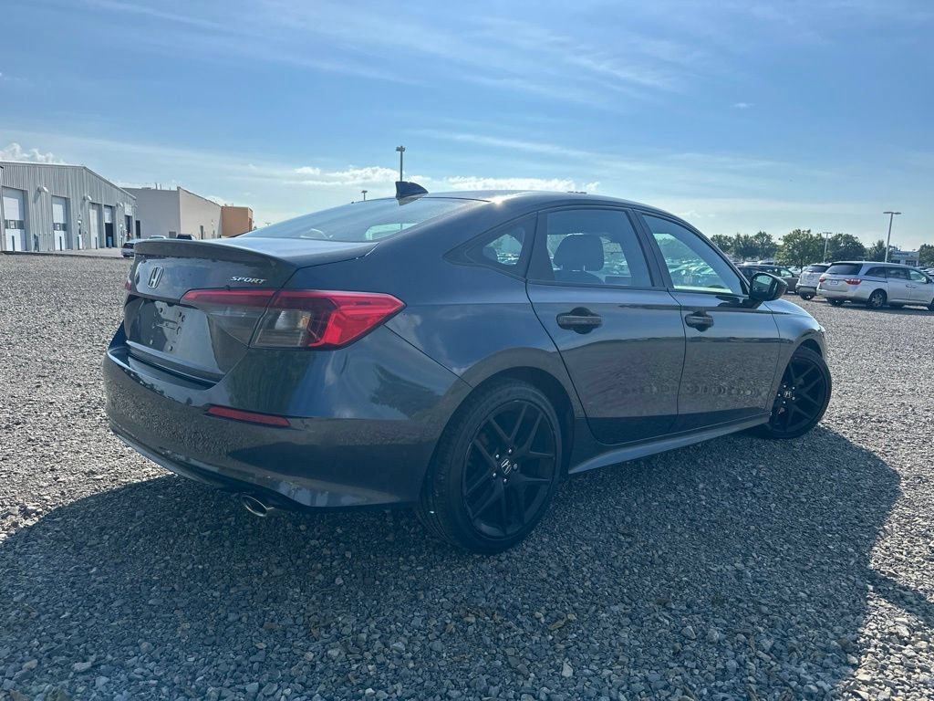 Used 2023 Honda Civic Sport image 9