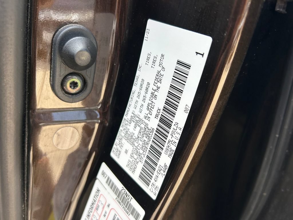 Used 2024 Toyota Tundra Limited AWD/4WD image 10