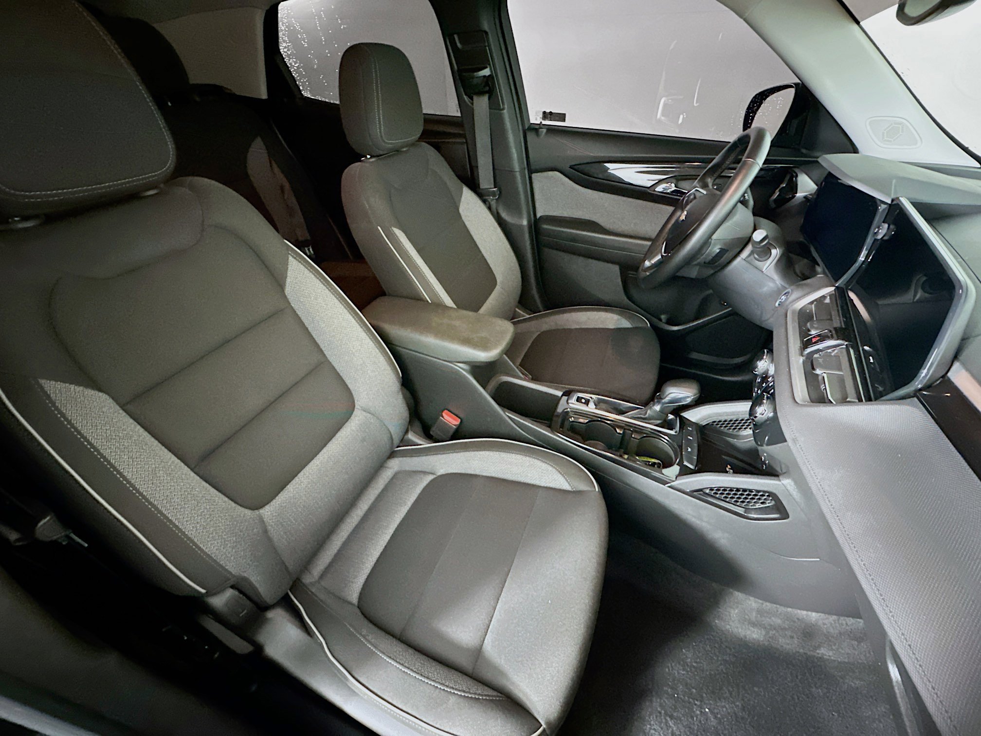 Used 2024 Chevrolet TrailBlazer LT w/ Convenience Package image 30