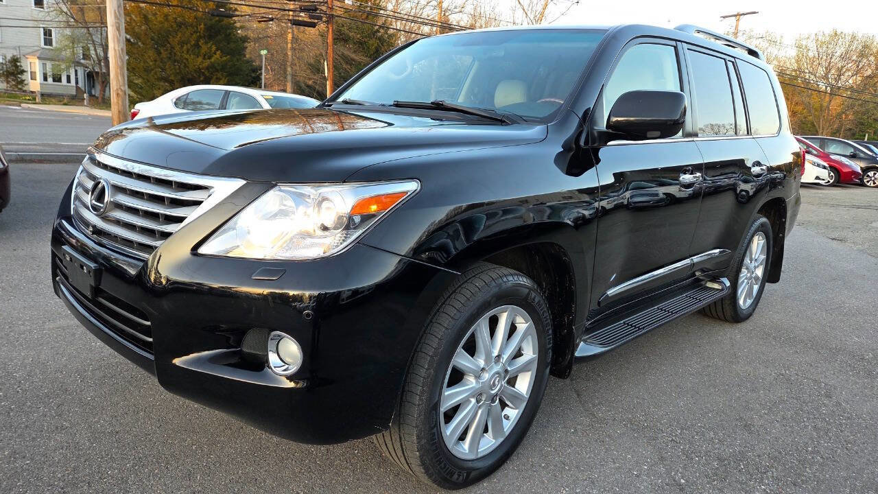 Used 2011 Lexus LX 570 4WD image 5