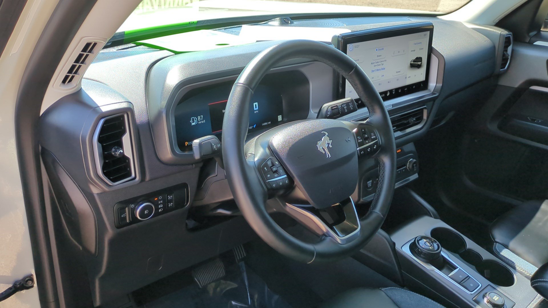Used 2025 Ford Bronco Sport Outer Banks w/ Outer Banks Tech Package+ AWD/4WD image 16