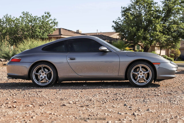 Used 2003 Porsche 911 Carrera RWD image 9