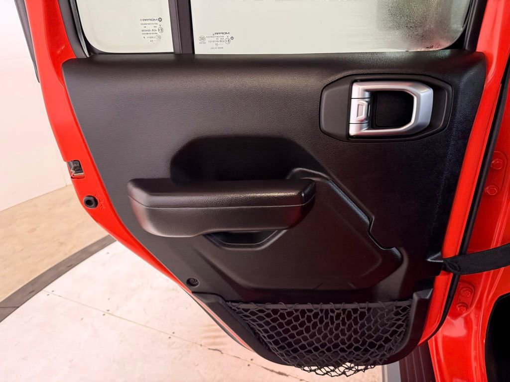 Used 2020 Jeep Gladiator Rubicon image 13