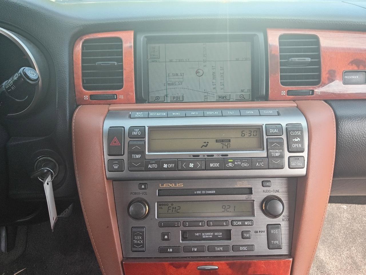 Used 2003 Lexus SC 430 Convertible RWD image 16