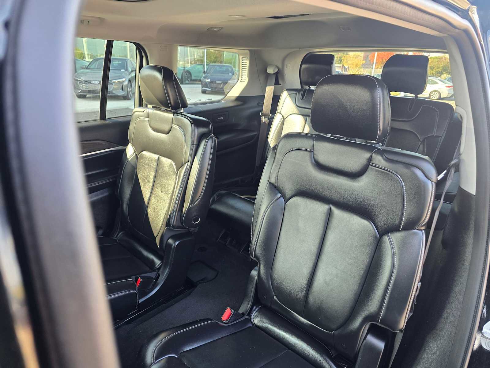 Used 2021 Jeep Grand Cherokee L Limited image 19