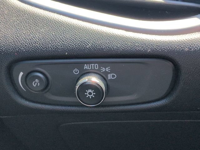 Used 2023 Chevrolet Malibu LT FWD image 20
