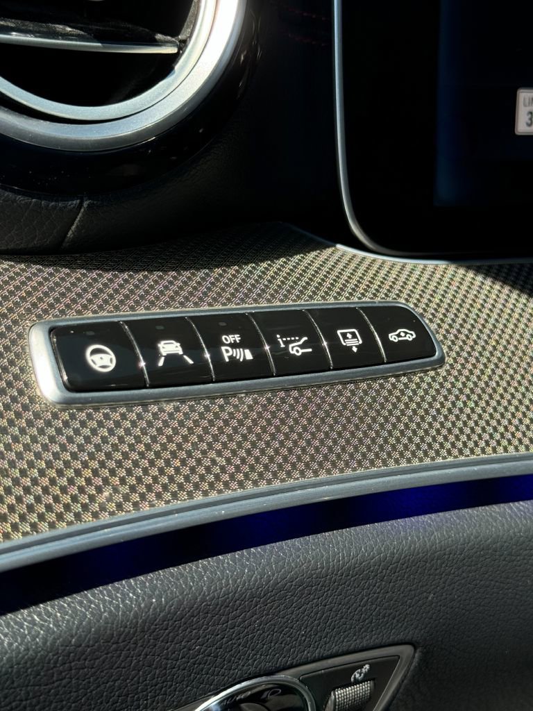 Used 2017 Mercedes-Benz E 43 AMG 4MATIC Sedan image 26