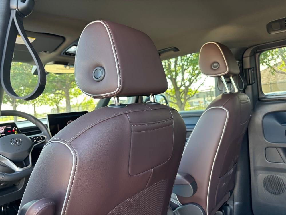 New 2025 Volkswagen ID. Buzz Pro S RWD image 20