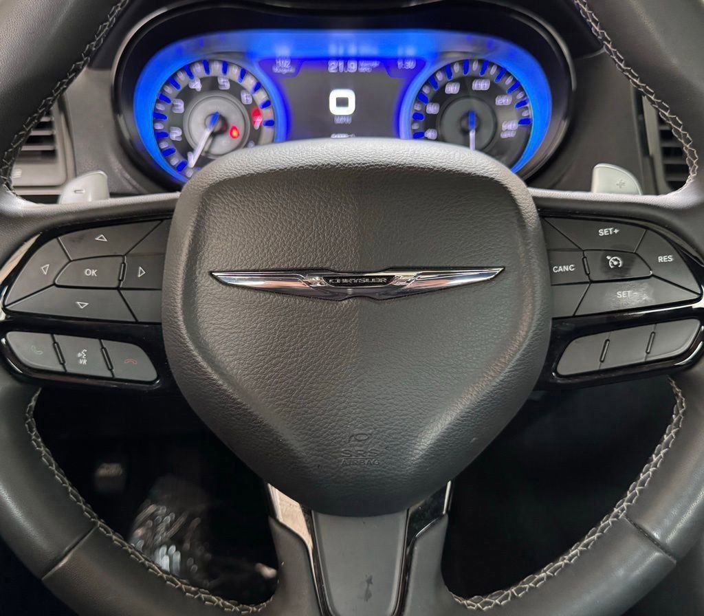 Used 2023 Chrysler 300 S RWD image 7