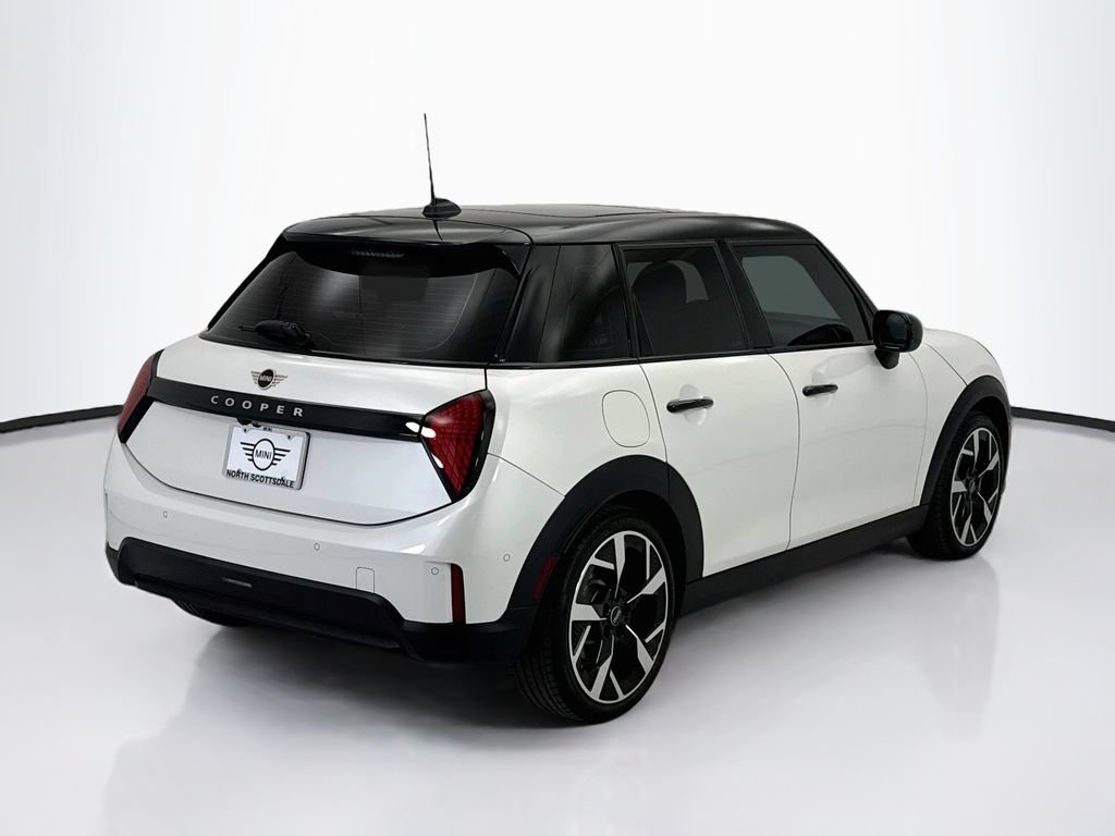 Certified 2026 MINI Cooper 4-Door Hardtop FWD image 9
