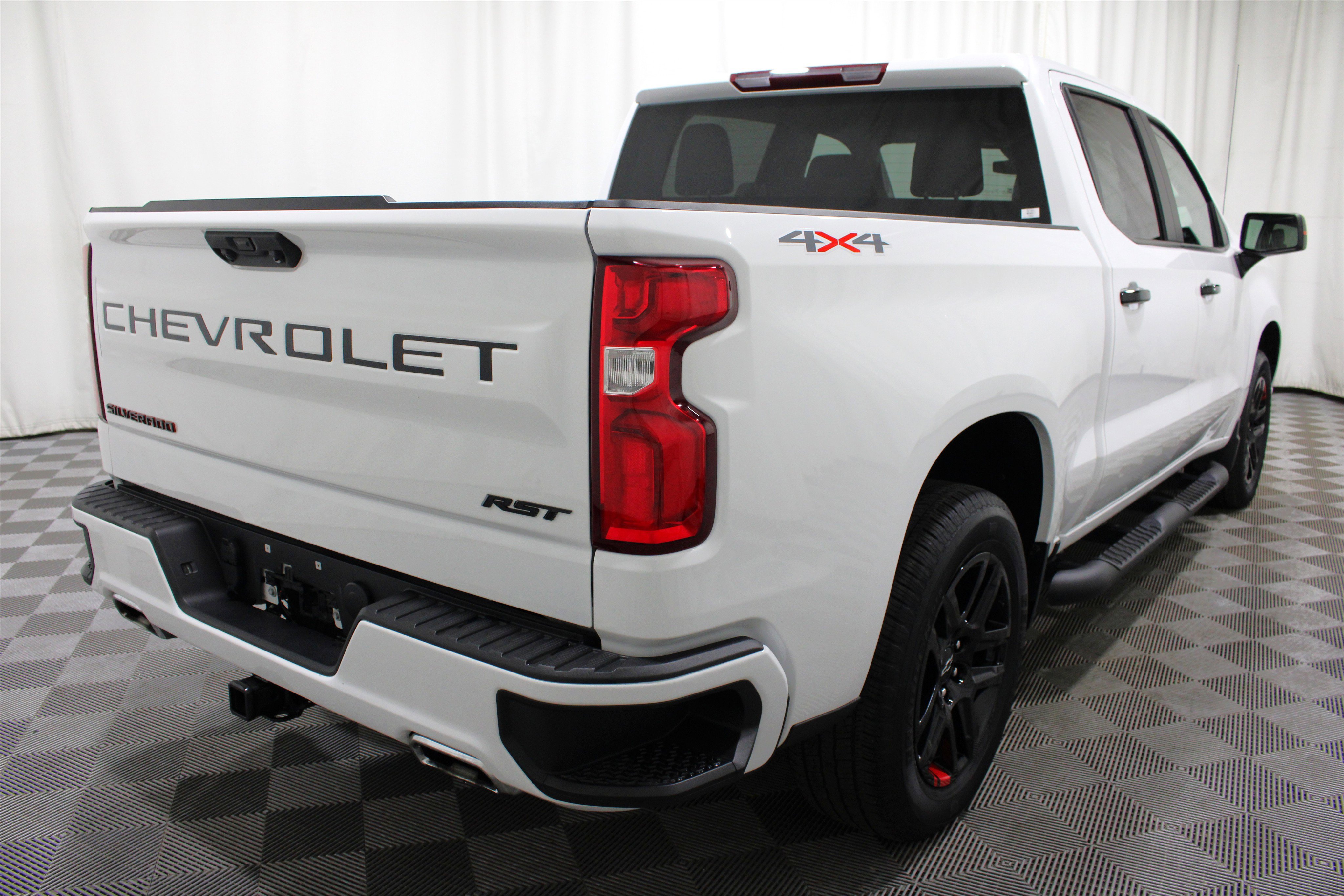 Used 2023 Chevrolet Silverado 1500 RST w/ Redline Edition AWD/4WD image 27