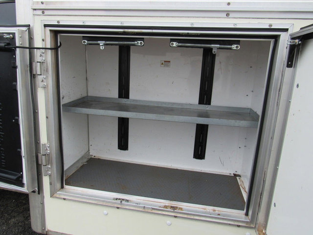 Used 2023 Ford E-450 and Econoline 450 Super Duty w/ Power Windows & Locks Group image 30