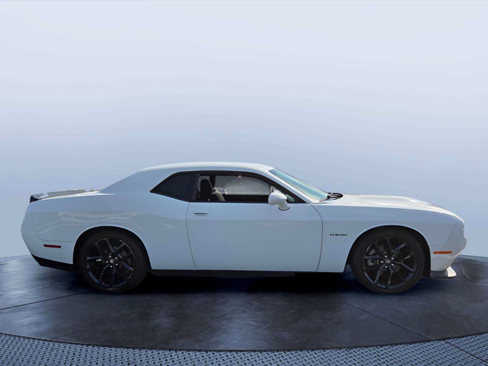 Used 2021 Dodge Challenger R/T w/ Blacktop Package RWD image 7