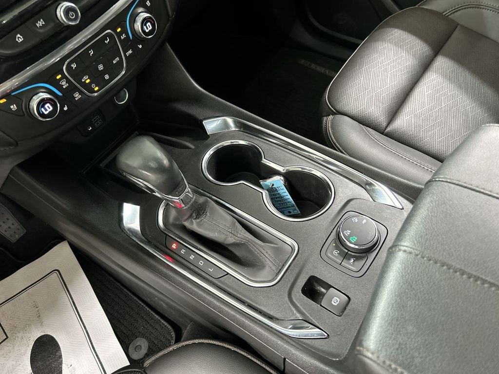 Used 2023 Chevrolet Traverse High Country w/ LPO, Floor Liner Package AWD/4WD image 17