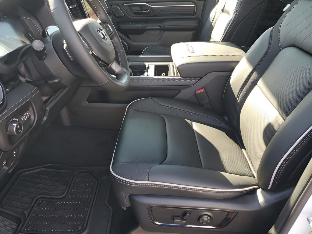 New 2026 RAM 1500 Limited image 32