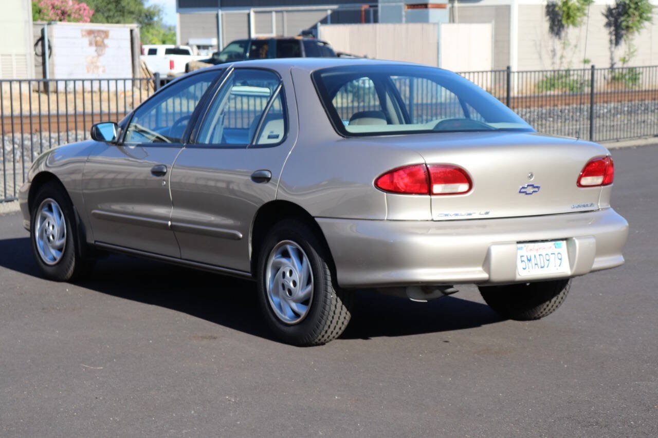 Used 1997 Chevrolet Cavalier LS w/ Preferred Equipment Group 2 FWD image 6