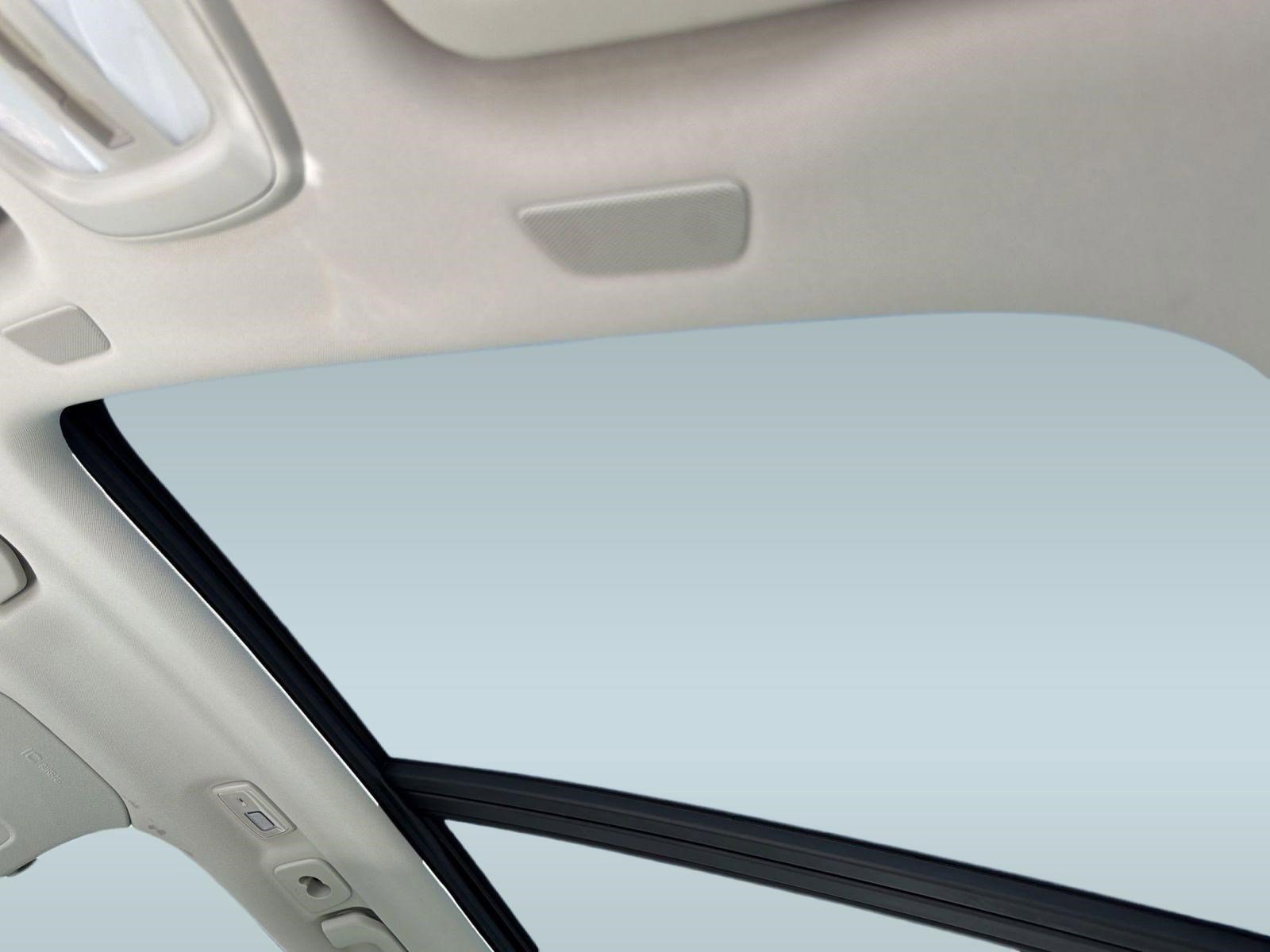 Used 2023 Volvo XC60 B5 Ultimate w/ Climate Package image 16