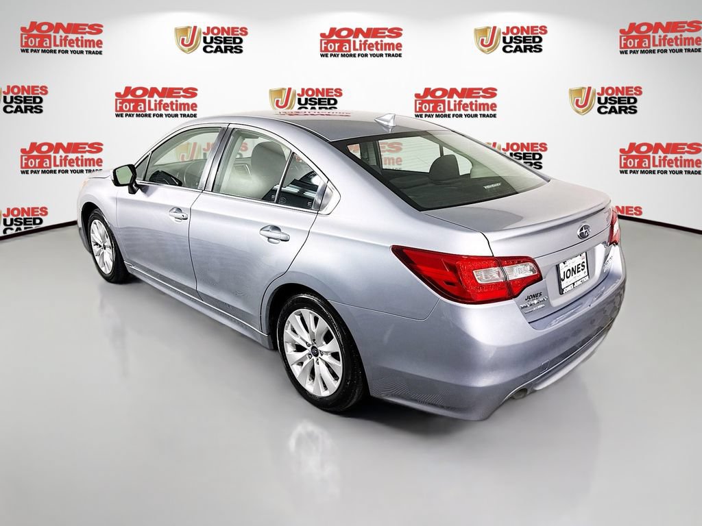 Used 2017 Subaru Legacy 2.5i Premium AWD/4WD image 2