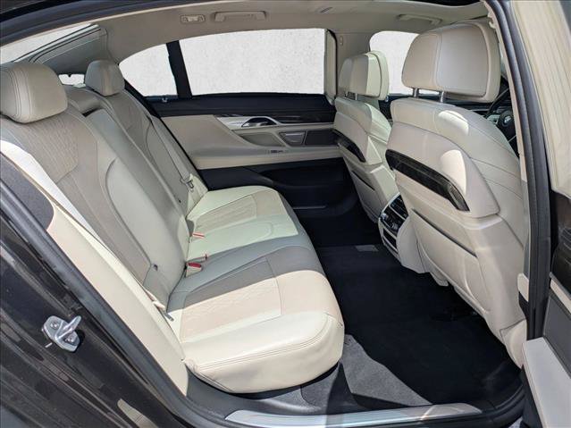 Used 2016 BMW 740i RWD image 22