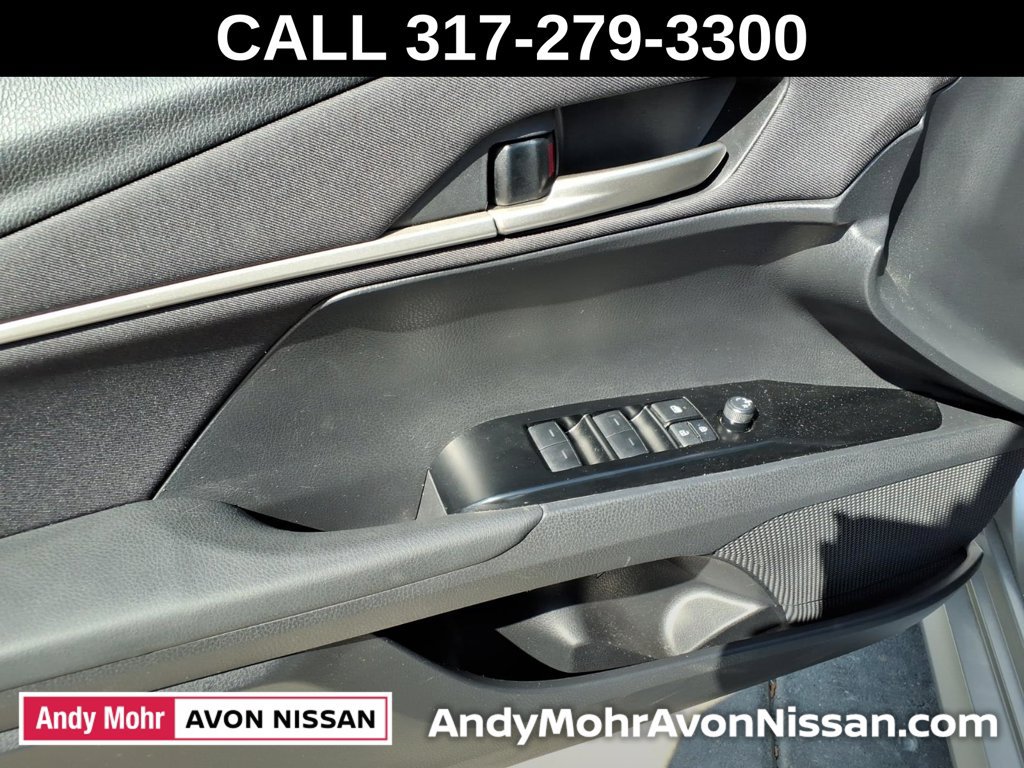 Used 2025 Toyota Camry LE FWD image 16