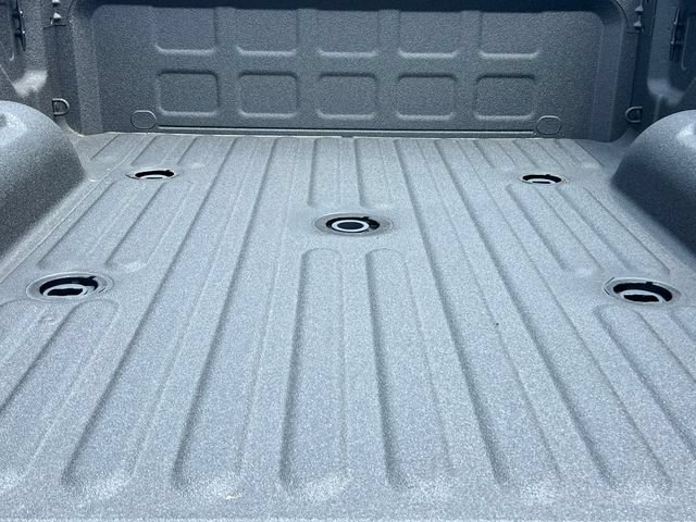 New 2026 RAM 3500 Big Horn AWD/4WD image 11