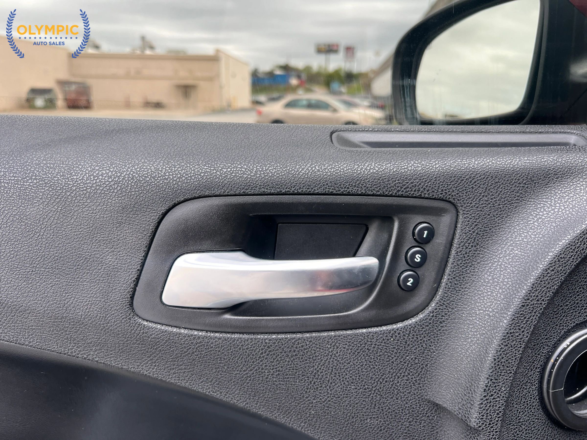 Used 2019 Dodge Charger SXT w/ Leather Interior Group image 34