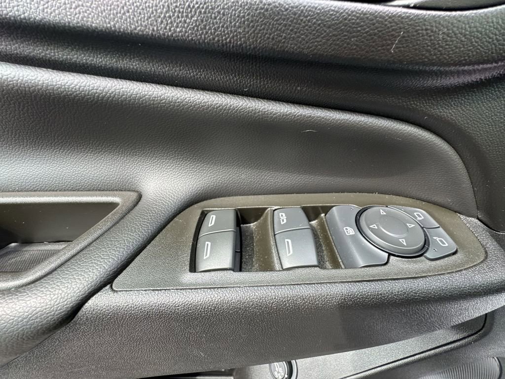 Used 2024 Chevrolet Equinox LT AWD/4WD image 13