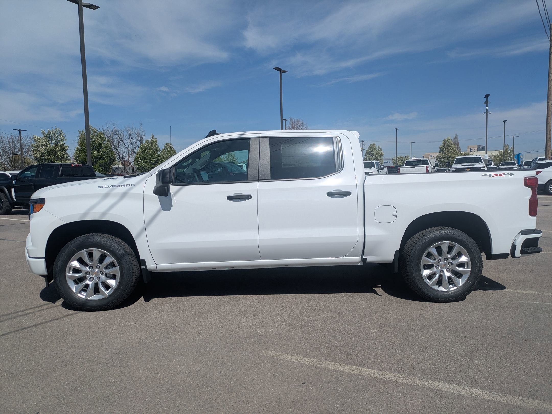 New 2025 Chevrolet Silverado 1500 Custom w/ LPO, Dark Essentials Package video 2