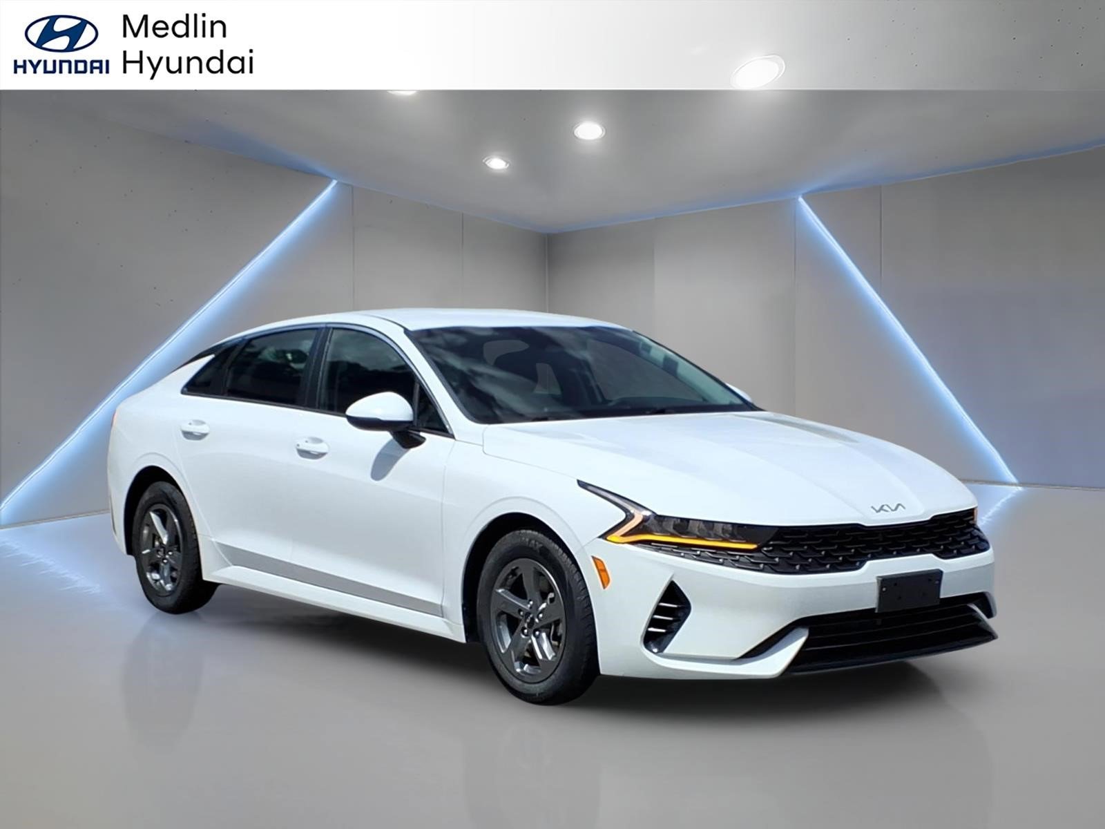 Used 2023 Kia K5 LXS FWD video 1
