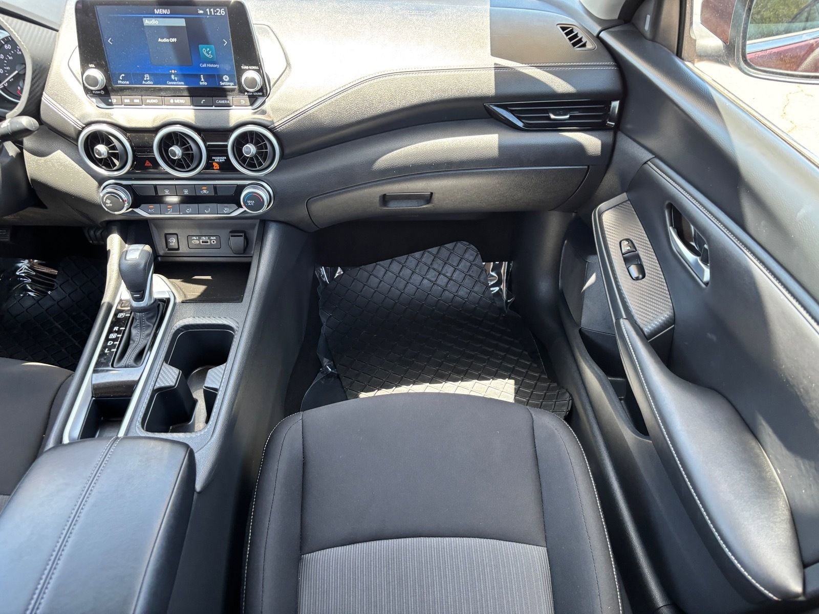 Used 2025 Nissan Sentra SV FWD image 15